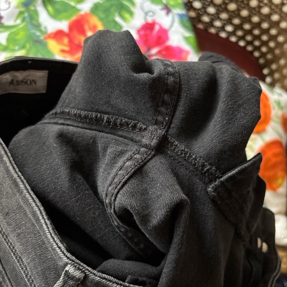 Hudson Collin Midrise Bootcut Crop Black Wash Stretch Jeans - Picture 12 of 14